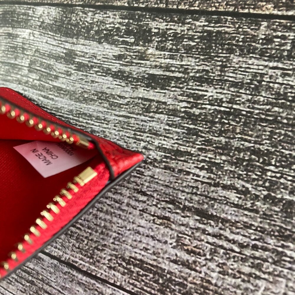 Tory Burch “Rita the Rat” 5 Card Holder - Picture 5 of 6